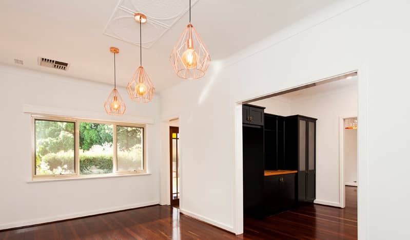 Living room pendant lights. 